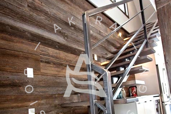 escalier-sur-mesure-laurentides-bois-limon-central-rampe-acier-akira-logo-19DDB4B01-5977-25FC-9D27-E9C6AE61AB7D.jpg