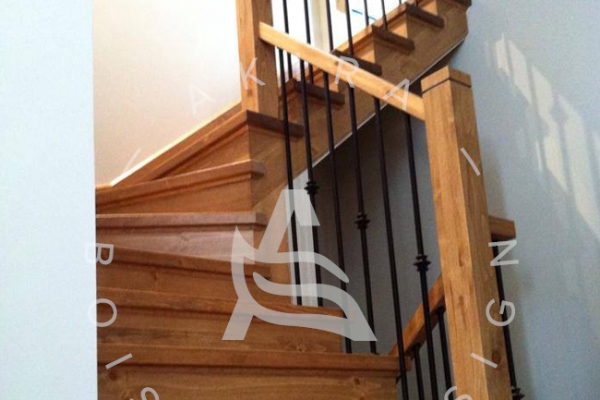 escalier-sur-mesure-laurentides-rampe-bois-barreaux-acier-akira-logo7E23ABA3-B086-3025-53E2-CE333B93D4EE.jpg