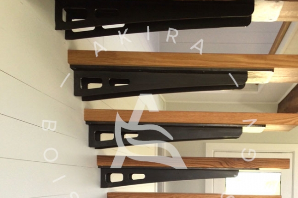 escalier-sur-mesure-marches-flottantes-bois-support-acier-akira-logo6F035F8C-3E10-41AF-91F1-654D4F2B0CA9.jpg
